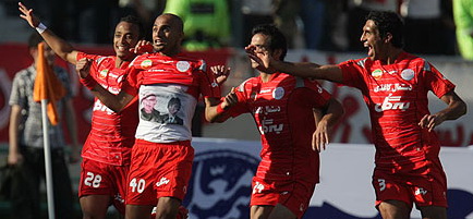 http://www.perspolisnews.com/images/88/DARBI_2/DARBI_3/8.jpg