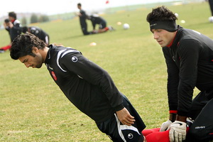 http://www.perspolisnews.com/images/88/T_3esfand/2.jpg