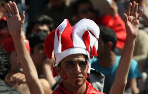 http://www.perspolisnews.com/images/88/havashi1_darbi/11.jpg