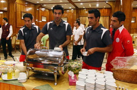 http://www.perspolisnews.com/images/88/pp_foolad_havashi/9.jpg
