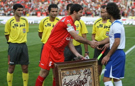 http://www.perspolisnews.com/images/88/pp_malavan/6.jpg